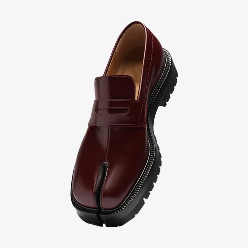 Brown leather loafer shoe on a white background - atelier kutsu